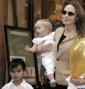angelina jolie kids. Angelina Jolie#39;s Kids: Maddox