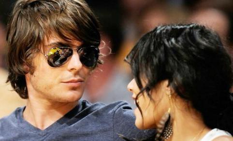 zac efron and vanessa hudgens kissing in bed pictures. Zac Efron amp; Vanessa Hudgens