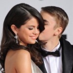 Justin Bieber And Selena Gomez Looked Unaffected With Paternity Rumor At AMA Rehearsal