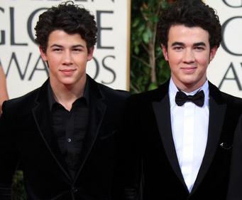 Nick Jonas And Kevin Jonas