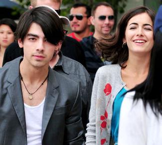 Joe Jonas & Camille Belle 