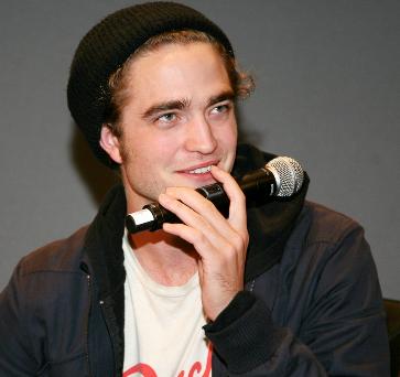 Robert Pattinson 