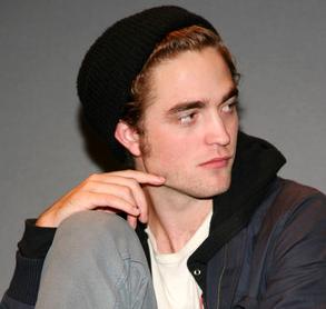 Robert Pattinson