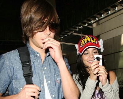 Zac Efron & Vanessa Hudgens