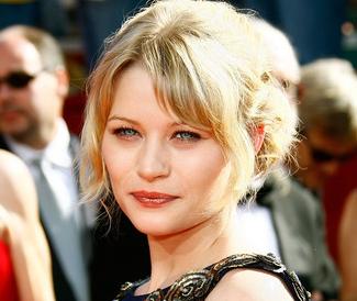 Emilie de Ravin 