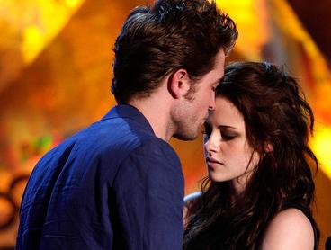 Robert Pattinson & Kristen Stewart