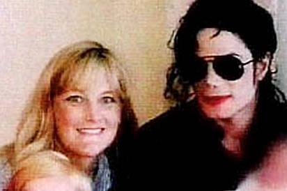 Debbie Rowe 