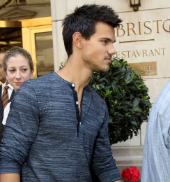 Taylor Lautner 