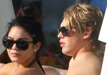 Vanessa Hudgens and Austin Butler