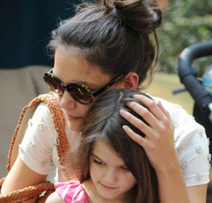 katie holmes suri, katie holmes new york, katie holmes ohio